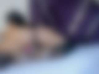 Live cam show with Kiara2asm - Public MILF on TastyBlacksLive