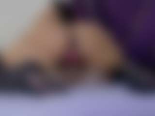 Kiara2asm's Live Sex Cam Show
