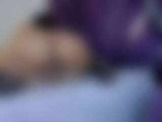 Live cam show with Kiara2asm - Oil on Camsoda