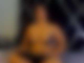 Kiara2asm's Live Sex Cam Show