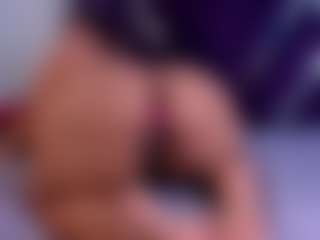 Live cam show with Kiara2asm - Ride Torso on https://playwithruby.com