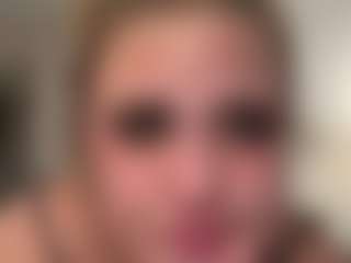 Kyliexoxo304's Live Sex Cam Show