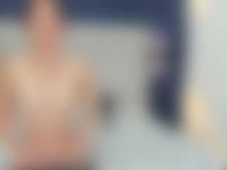 Live cam show with nicole-stevens - Toys on Hubzter Live