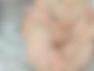 Live cam show with nicole-stevens - Squirt on crypto-cams