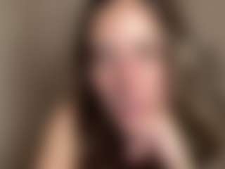 Live cam show with UnbecomingComer - Blue Eyes on Camsoda