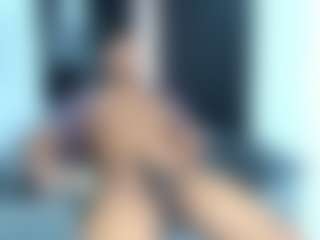 Live cam show with Andres - Colombia on luckytryst.com