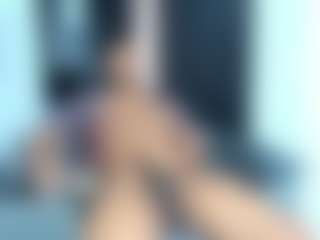 Live cam show with Andres - Blowjob on UwU Esports
