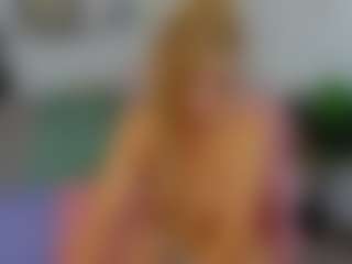 Live cam show with Ariannaaxx - Striptease MILF on parknlotfishbdy