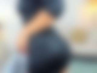 Ariannaaxx MILF webcam performer live streaming