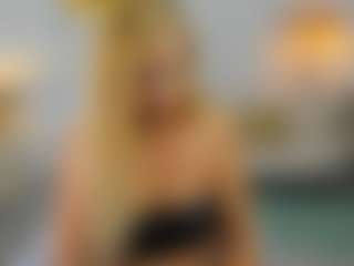 Live cam show with Ariannaaxx - Handjob on Camsoda