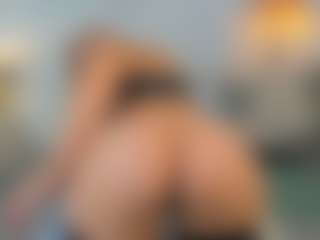 Live cam show with Ariannaaxx - Middle Aged on camtv
