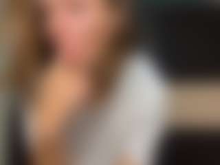 Live cam show with BrittenyYing - Fingering on Mixed Magazine Live