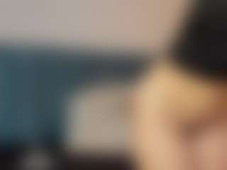 Live cam show with Casca-Loly - Average on SinfulBabes