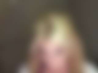 lexabone MILF webcam performer live streaming