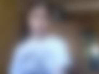 QueenieColflesh's Live Sex Cam Show