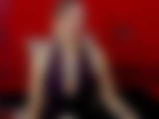 Live cam show with RochiCooper - Blonde Hair Middle Aged on Camsoda