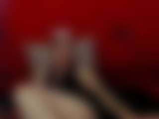 Live cam show with RochiCooper - Public Mature on xheatlive.com