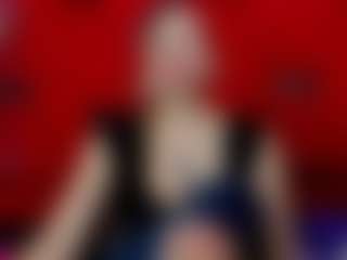 Live cam show with RochiCooper - Public BBW on crypto-cams