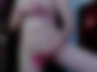 Live cam show with RochiCooper - Blonde Hair Middle Aged on Camsoda