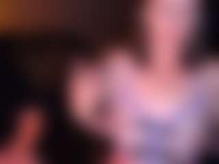SkySlut1212's Live Sex Cam Show