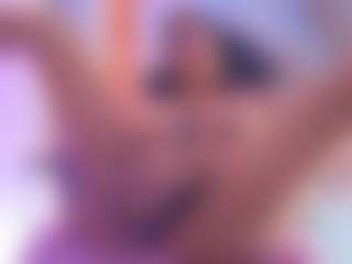 Live cam show with penelope-tay - Athletic Middle Aged on Uber Horny