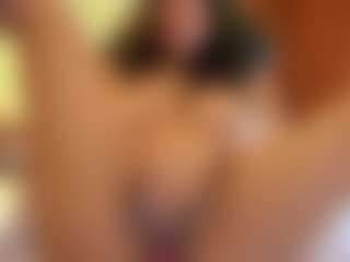 Live cam show with penelope-tay - Mature Young Adult on SmokeAndPoke