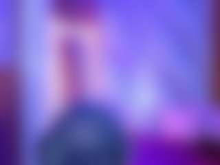 penelope-tay MILF webcam performer live streaming