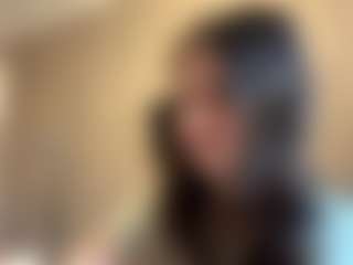 Live cam show with Sophie - Bedroom on livesuperchat.net