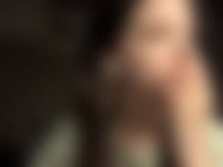 Live cam show with Sophie - Striptease on galaxygirlnitro.com