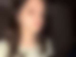 Live cam show with Sophie - Facial on sexytreat.net