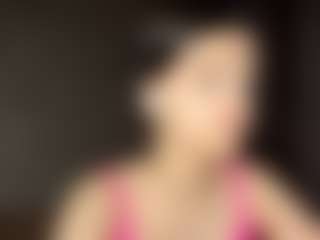 Live cam show with Sophie - Petite on Chatstar