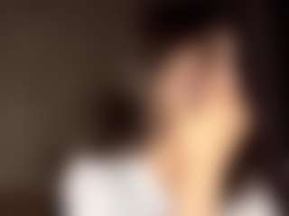 Live cam show with Sophie - Public on Cam Slut
