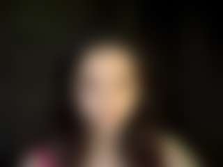 Live cam show with Sophie - Petite on CamwithHer