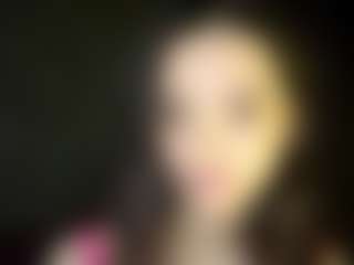 Live cam show with Sophie - Smoking on Uber Horny