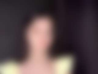 Live cam show with Sophie - Petite on CSO-WL