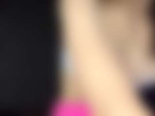 Live cam show with Sophie - Athletic on ObeyMaria