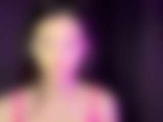 Live cam show with Sophie - Twerk on live18s.com