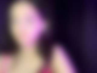 Live cam show with Sophie - Bedroom on StripNow
