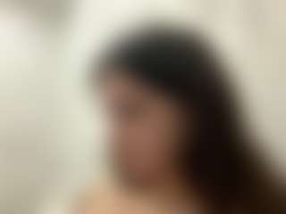 Live cam show with Sophie - Bikini on makecum.org