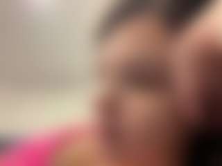 Live cam show with Sophie - Average on Camsoda