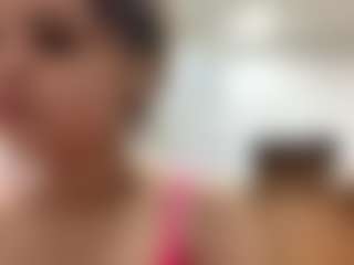 Live cam show with Sophie - Athletic College on CamwithHer