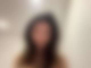 Live cam show with Sophie - Smoking on parknlotfishbdy