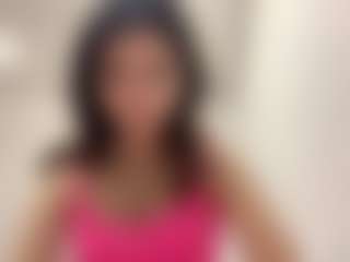 Live cam show with Sophie - Average on 1on1-livenow