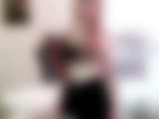 Live cam show with AlvinaBramham - Shaved on Camsoda
