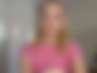 Maggie's Live Sex Cam Show