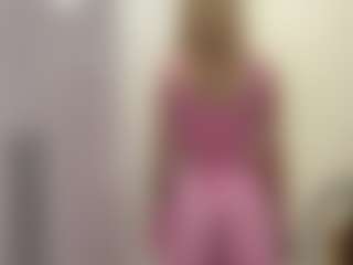 Maggie's Live Sex Cam Show