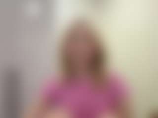 Maggie's Live Sex Cam Show