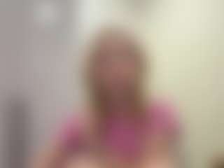 Maggie's Live Sex Cam Show