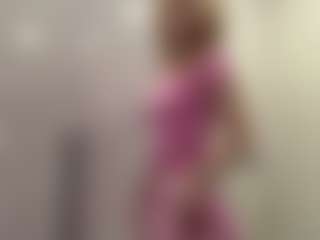 Maggie's Live Sex Cam Show