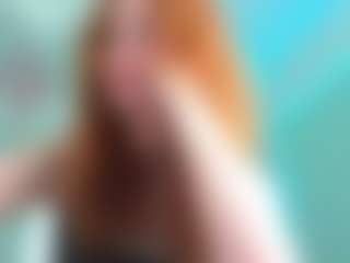 Live cam show with CaraFliger - Petite Teen (18+) on nudelive.tv